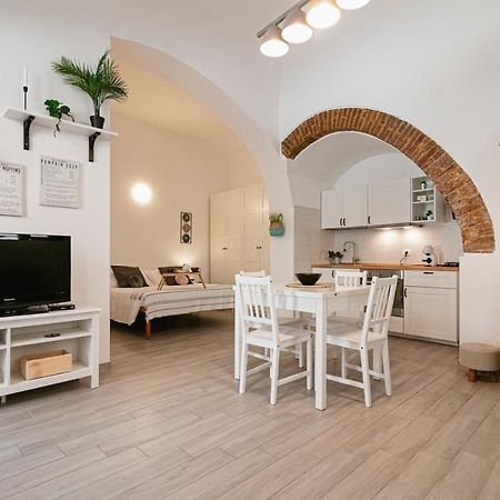 Zefiro21 Tiny House Apartment Termoli Bagian luar foto