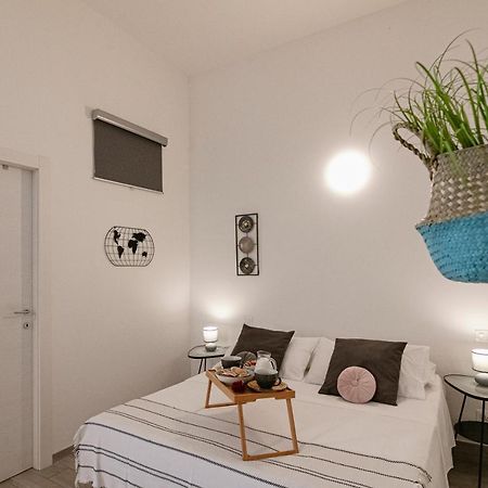 Zefiro21 Tiny House Apartment Termoli Bagian luar foto