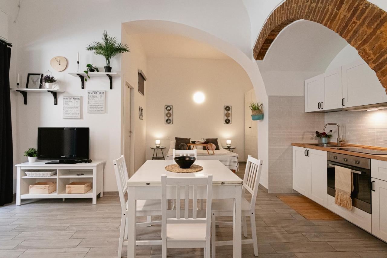 Zefiro21 Tiny House Apartment Termoli Bagian luar foto