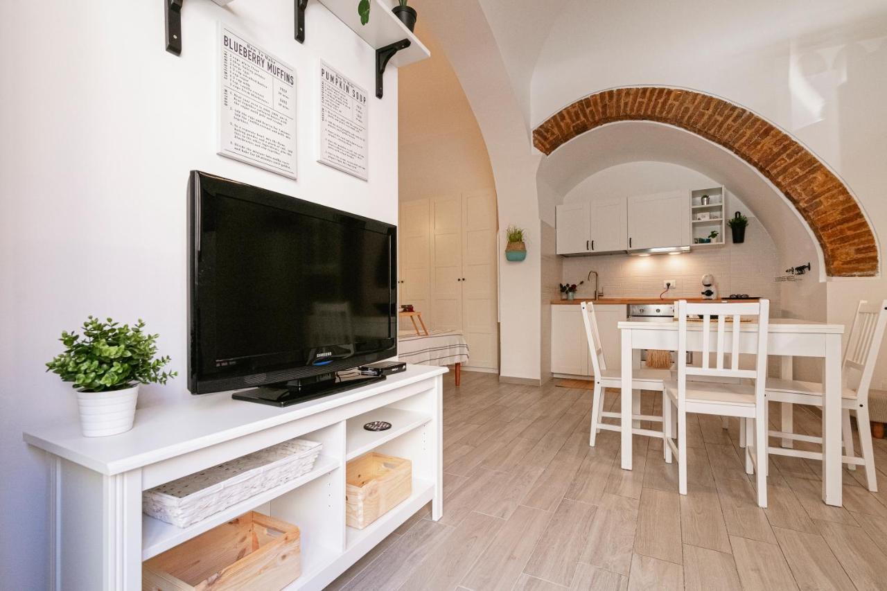 Zefiro21 Tiny House Apartment Termoli Bagian luar foto